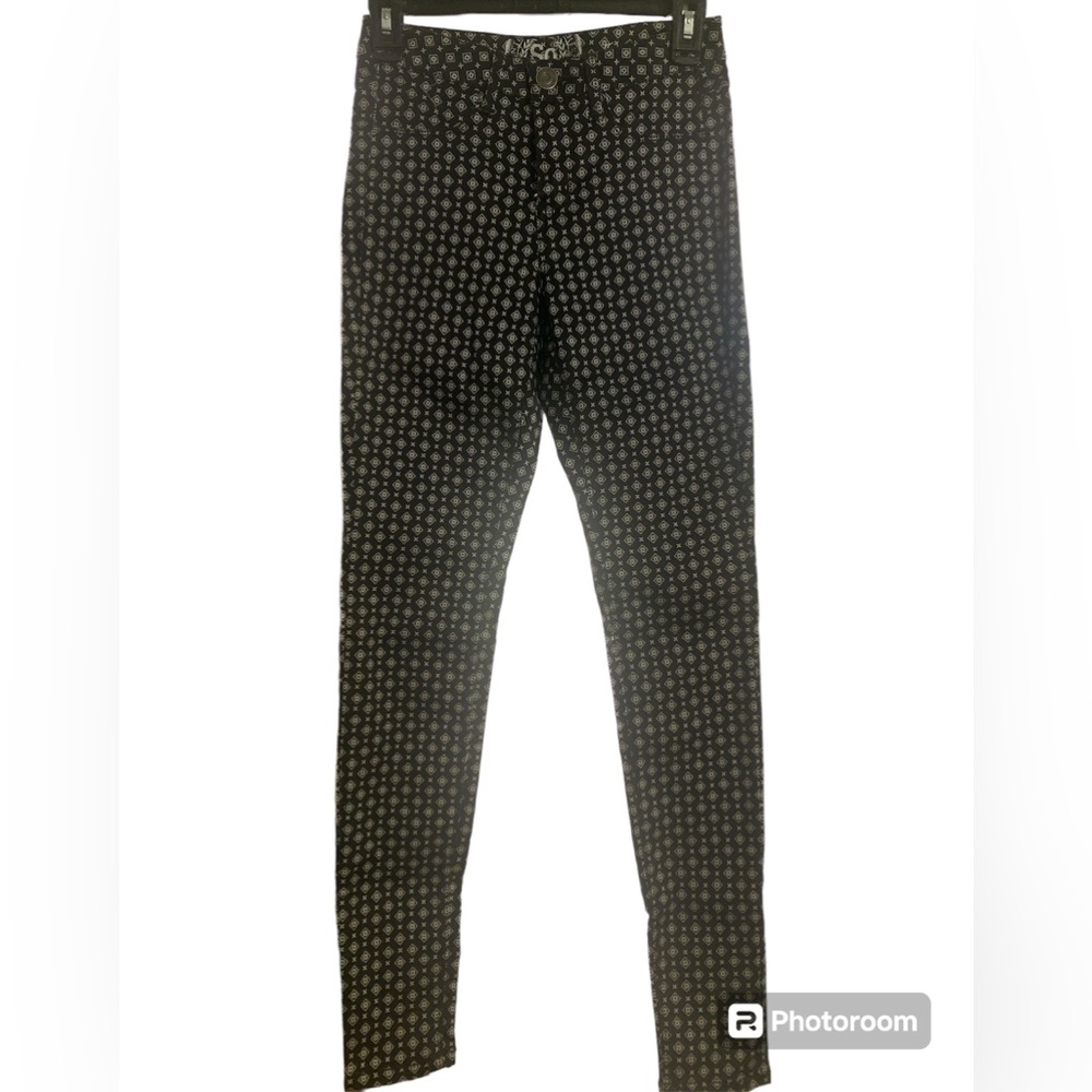 So black and white pattern jegging NWOT women size 1
